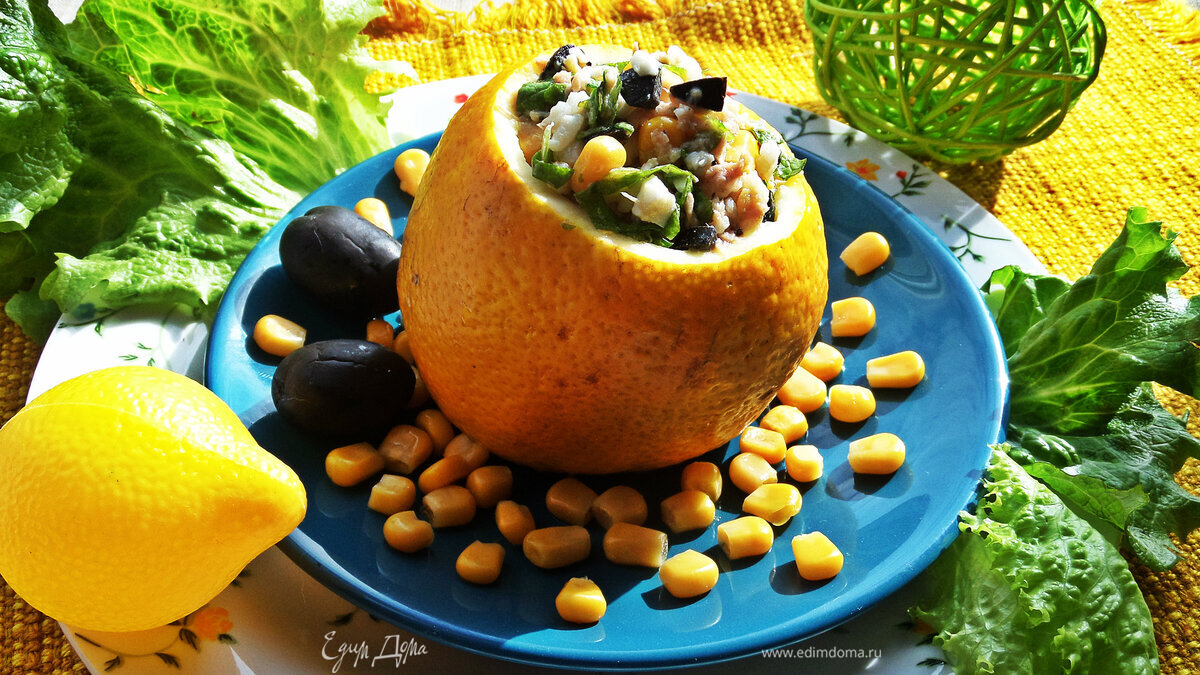 Рыбный салат в лимоне