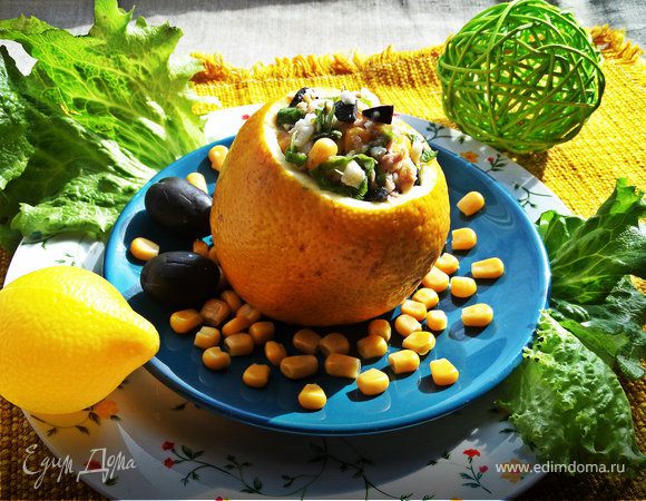 Рыбный салат в лимоне