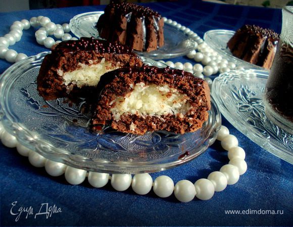 Кокосовые пирожные в шоколаде