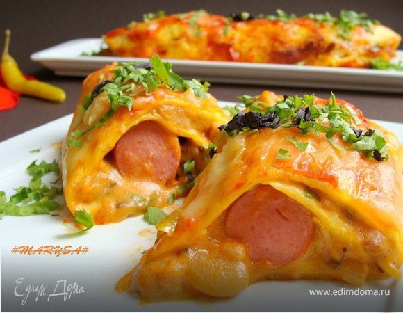 Мексиканские лепешки с фасолью, сыром и острым соусом Мексиканские лепешки с фасолью, сыром и острым соусом