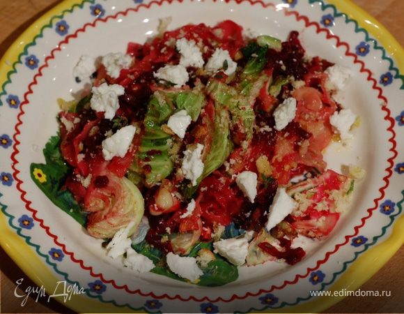 Паста со свеклой и савойской капустой 