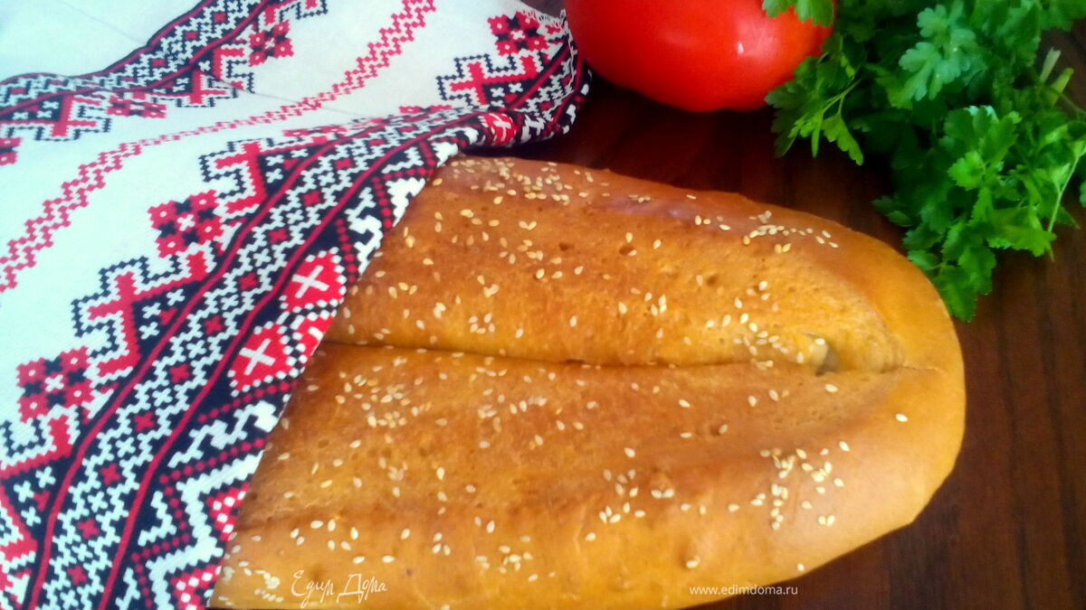 Батон с кунжутом