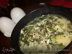 Куриный суп со шпинатом, щавелем и зеленью