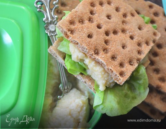 Паштет из нута с яблоками и хлебцами из отрубей Паштет из нута с яблоками и хлебцами из отрубей