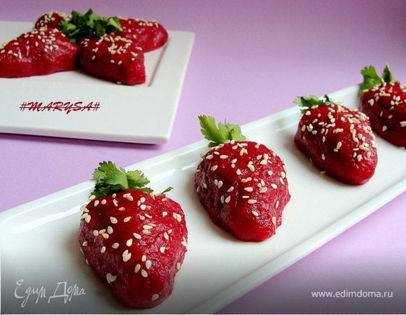 Закуска "Клубничка" (селедка в шубке)