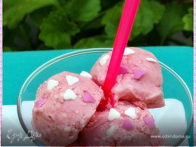 Мороженое «Клубника со сливками»