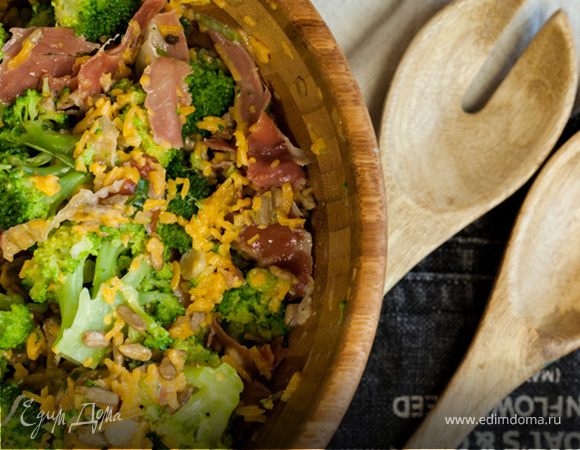 Салат из брокколи со сладкой заправкой