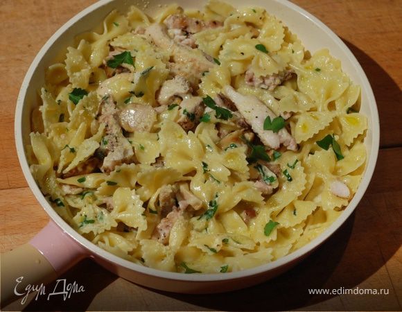 Паста с курицей и белыми грибами Паста с курицей и белыми грибами