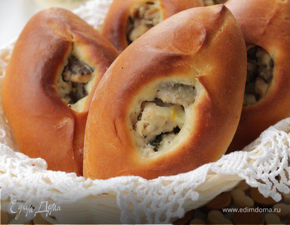 Расстегаи с сомом по-русски Расстегаи с сомом по-русски