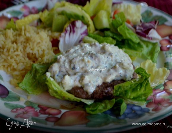 Котлеты из молодого барашка с фисташковым соусом тцадзики Котлеты из молодого барашка с фисташковым соусом тцадзики