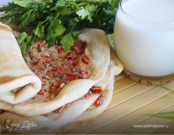 А-ля Лахмаджун с фасолью