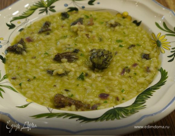 Рисовая каша со сморчками и зеленым горошком Рисовая каша со сморчками и зеленым горошком