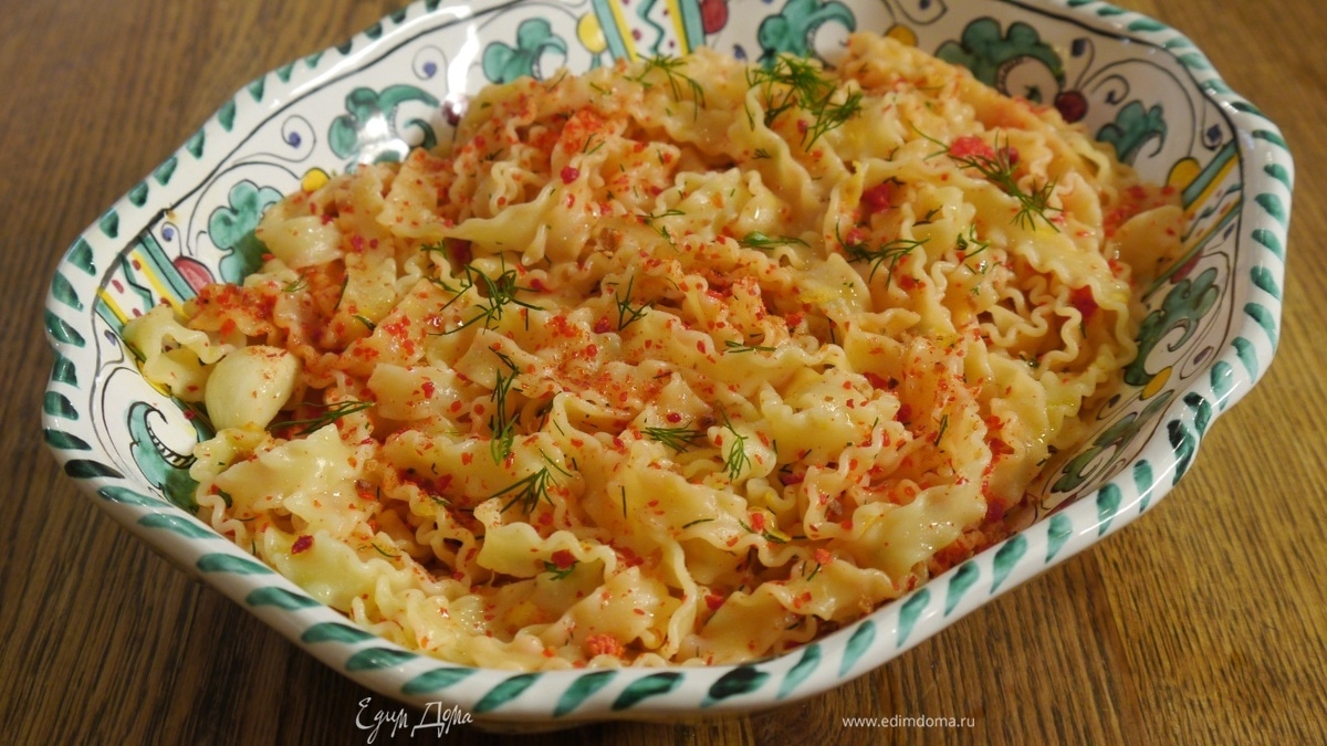 Тальятелле с икрой и пеперончино