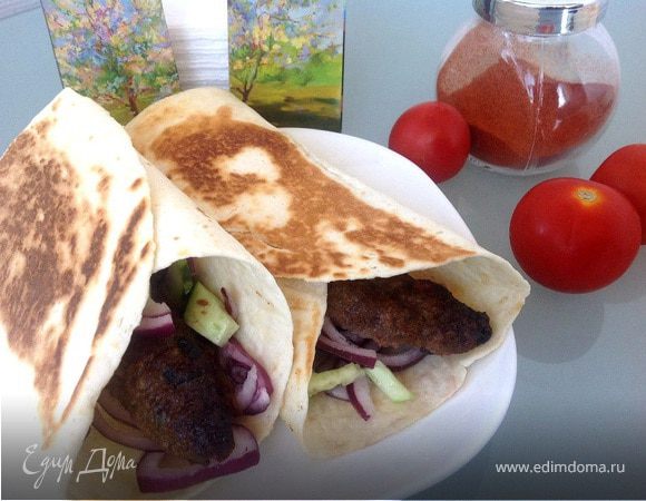 Тортилья с пикантной котлетой