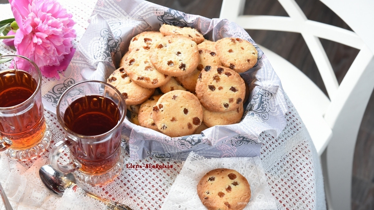 Печенье «Сабле с изюмом и ромом» (от Марты Стюарт)