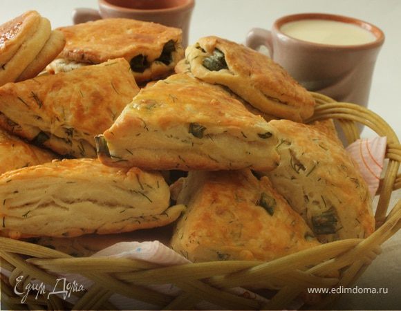 Слойки с зеленью Слойки с зеленью