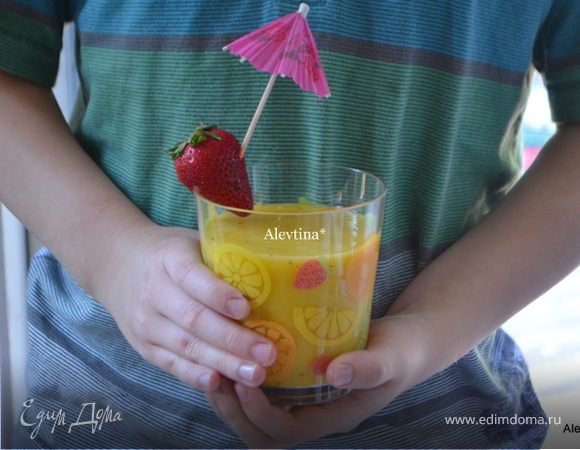 Коктейль киви и манго Коктейль киви и манго