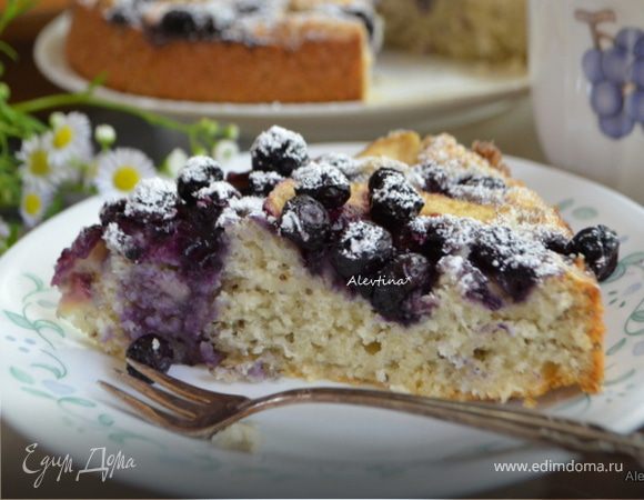 Чайный кекс с семенами чиа, голубикой и яблоками Чайный кекс с семенами чиа, голубикой и яблоками