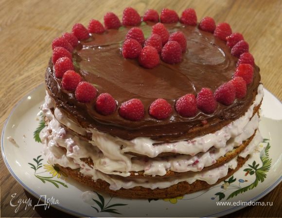 Слоеный маковый пирог с малиной Слоеный маковый пирог с малиной