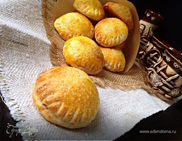 Творожные пирожки с ягодами