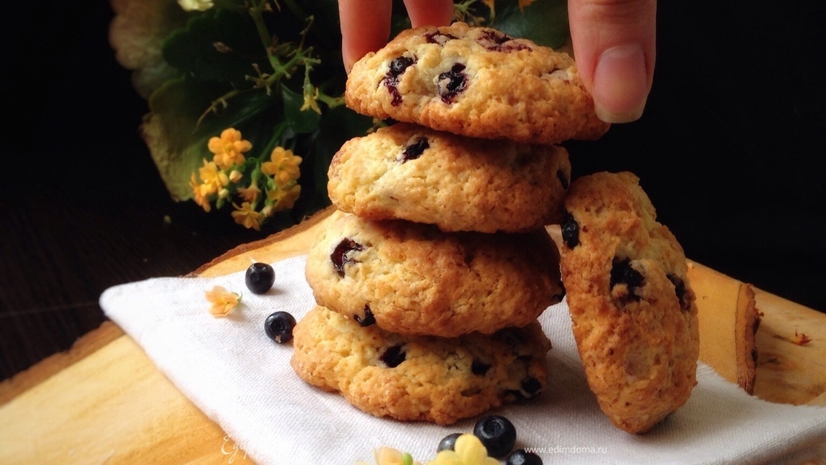 Печенье с черникой