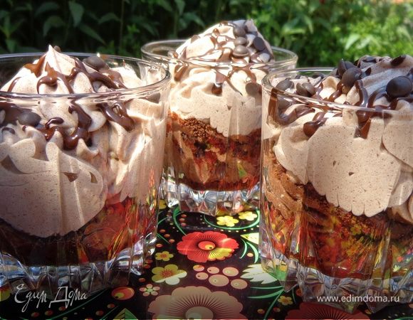 Десерт шоколадно-сливочный с маскарпоне и ликером Десерт шоколадно-сливочный с маскарпоне и ликером