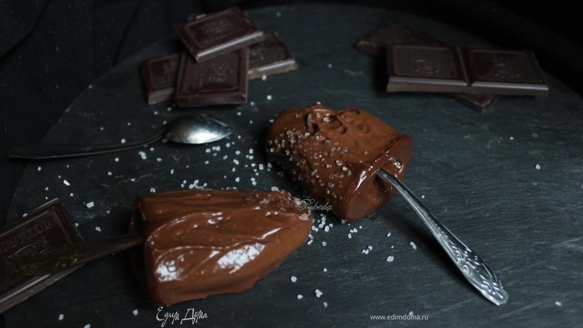 Шоколадный десерт-мороженое