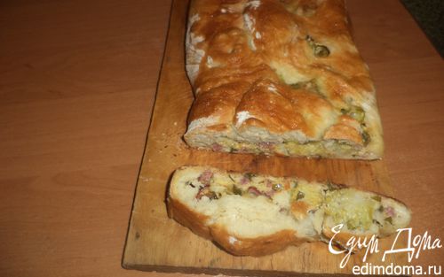 Рецепт Пироги из дрожжевого теста с брокколи, сыром и колбасой