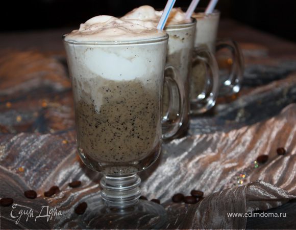 Кофе гляссе со страчателлой