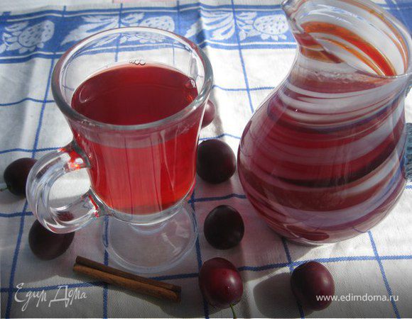 Напиток сливовый с корицей Напиток сливовый с корицей