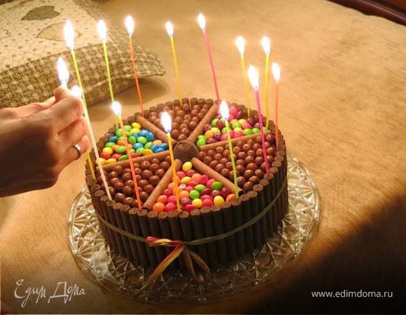 Торт "Шоколадный салют" Торт "Шоколадный салют"