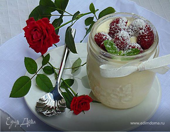 Крем-мусс из белого шоколада "Роза-малина"