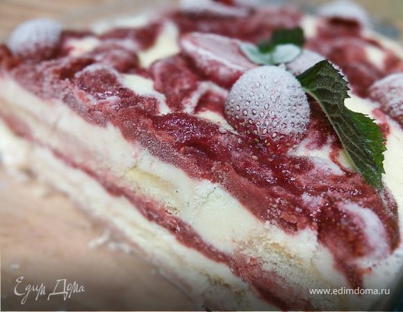 Ванильно-клубничное мороженое а-ля Тирамису Ванильно-клубничное мороженое а-ля Тирамису