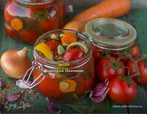 Ассорти с помидорами