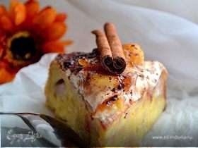 Банановый торт с ромовой карамелью и кленовым кремом