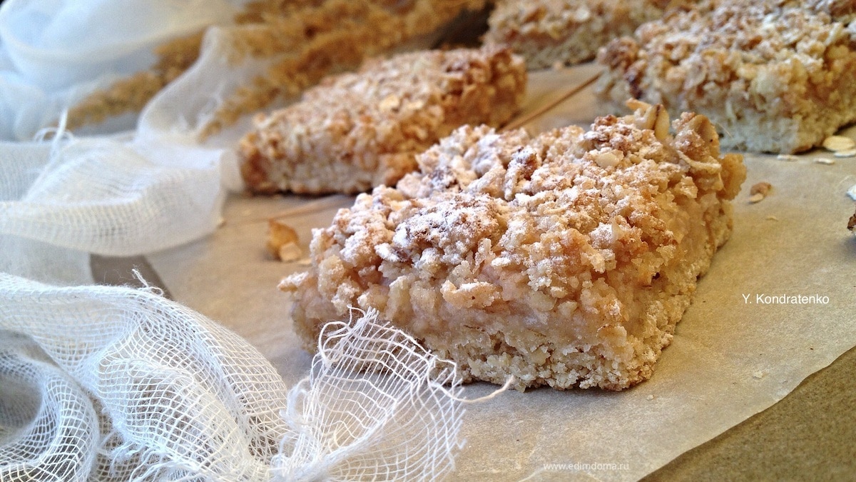 Овсяный пирог с яблоками