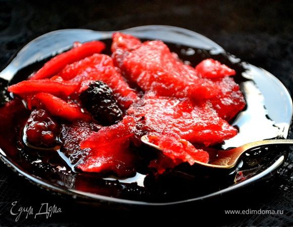 Варенье яблочно-ежевичное с лимонными корочками Варенье яблочно-ежевичное с лимонными корочками