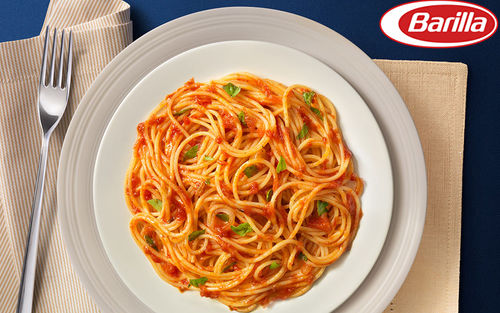 Рецепт Спагетти с помидорами и свежим базиликом