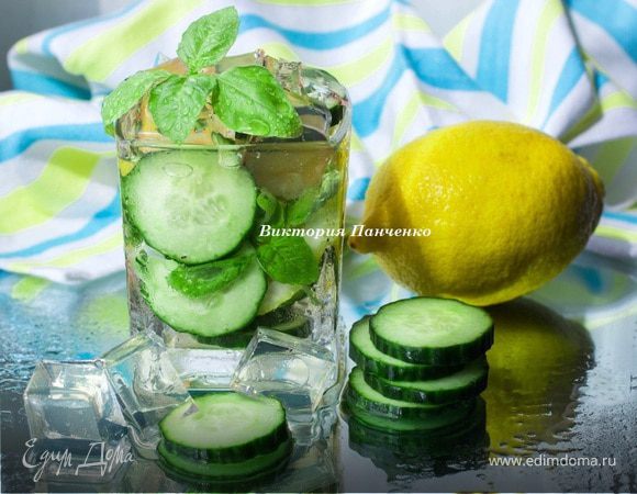 Лимонно-огуречный лимонад с базиликом Лимонно-огуречный лимонад с базиликом