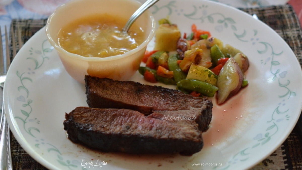 Флет айрон стейк в кофейно-пряной посыпке