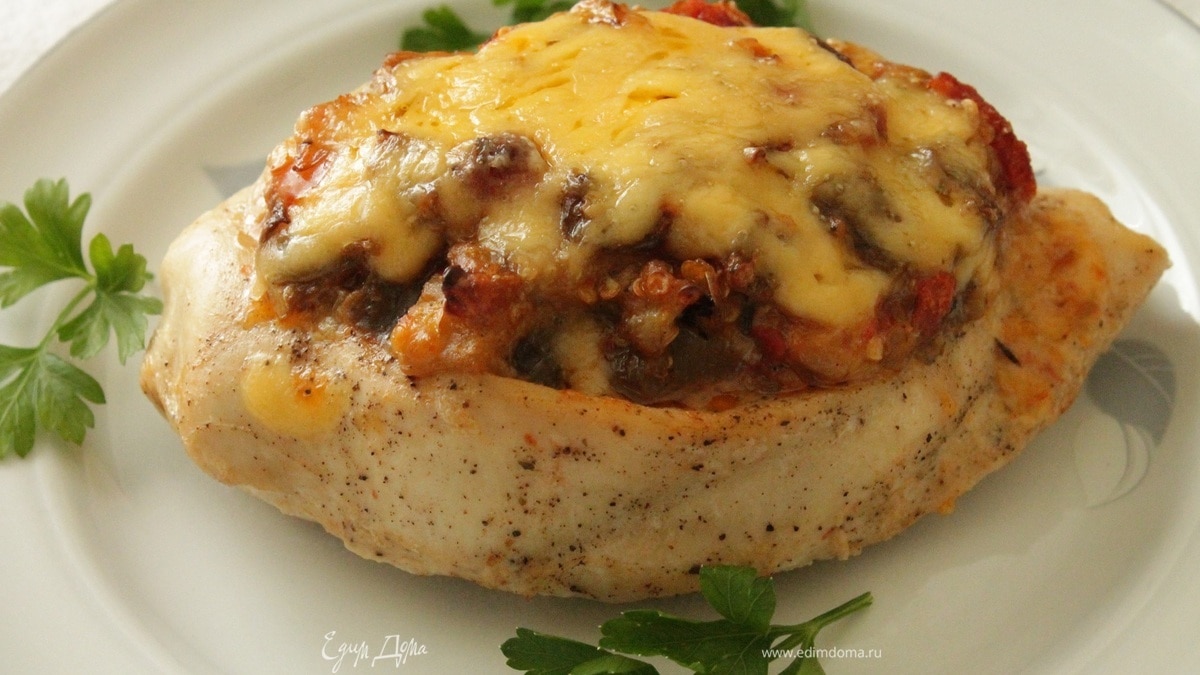 Лодочки из куриного филе с овощами