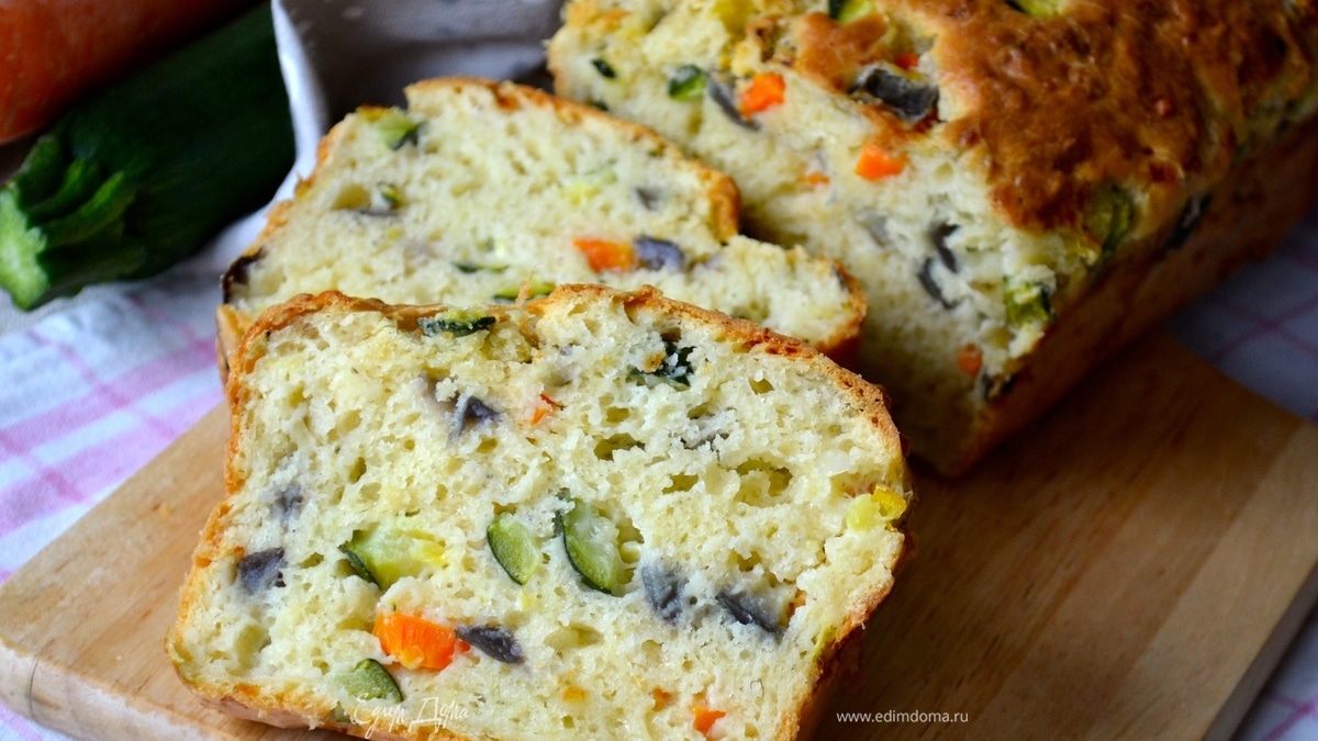 Закусочный кекс с овощами