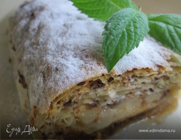 Миндально-шоколадные груши в тесте фило Миндально-шоколадные груши в тесте фило