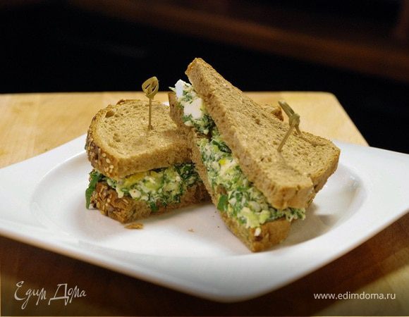 Сэндвич с яичным салатом Сэндвич с яичным салатом