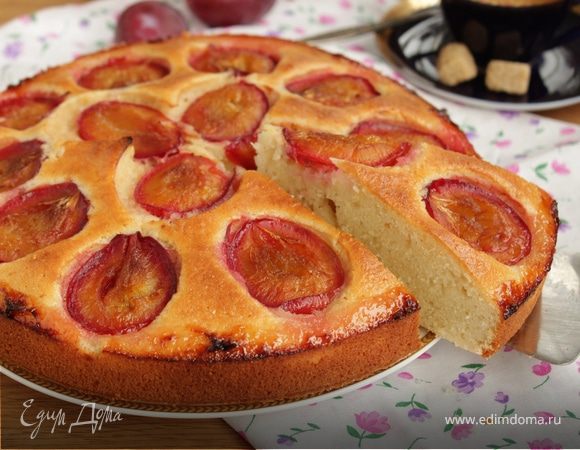 Миндальный пирог со сливой Миндальный пирог со сливой