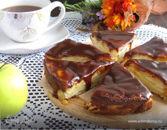 Грушево-яблочный пирог с карамелью Грушево-яблочный пирог с карамелью