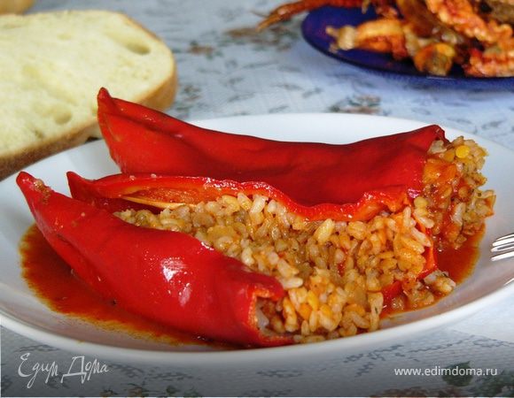 Фаршированный перец с желтой чечевицей