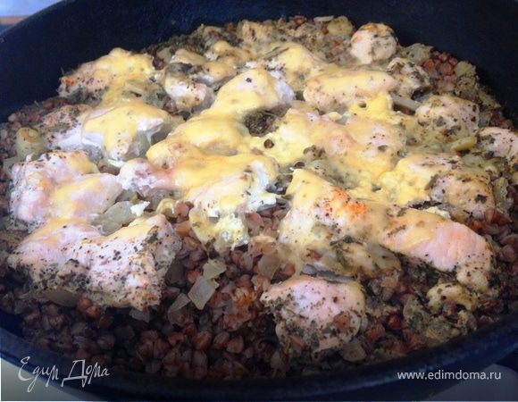 Курица запеченая с гречкой Курица запеченая с гречкой