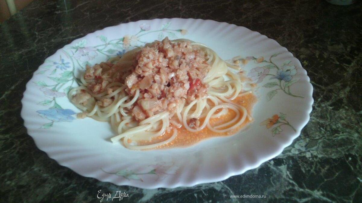 Спагетти с рыбным филе