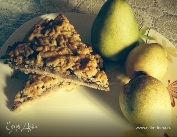 Тертый пирог с грушей и шоколадом Тертый пирог с грушей и шоколадом